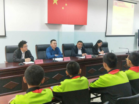 冰球突破mg正规官网社会实践基地布尔津县初级中学隆重举行第十六期求实团校开班典礼835.png