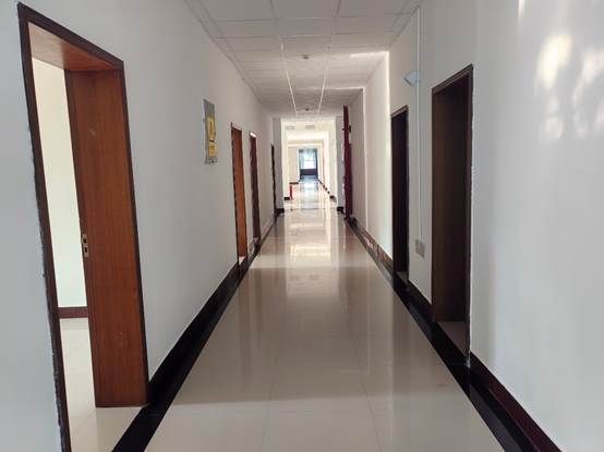 房间里有门 AI 生成的内容可能不正确。